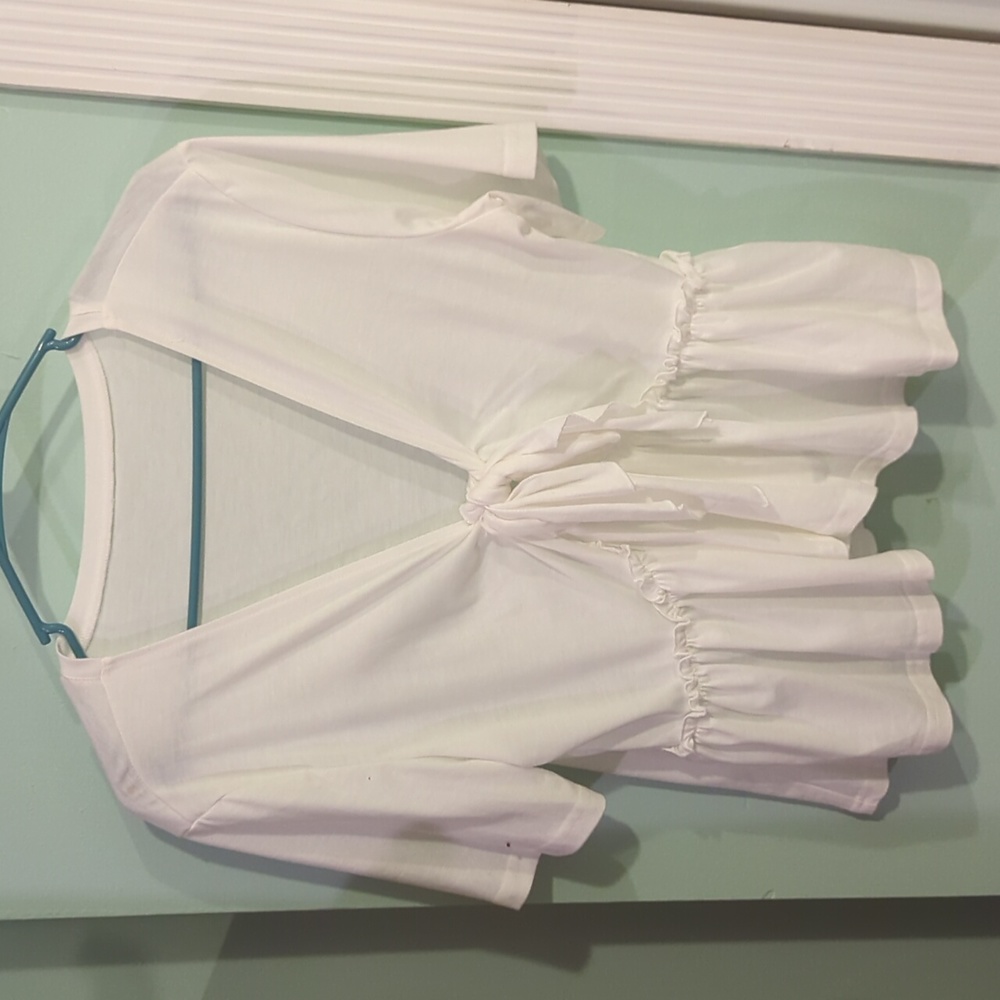 white ruffle blouse with tie front - Picture 2 of 2